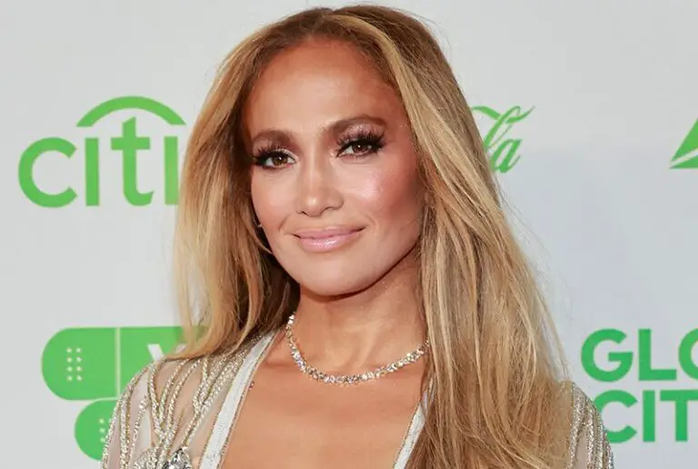 Jennifer Lopez signe un accord pour la télévision et le cinéma First Look avec Netflix