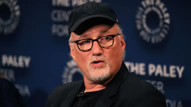 David Fincher déplore la grève à Hollywood : « Je peux comprendre les deux côtés »